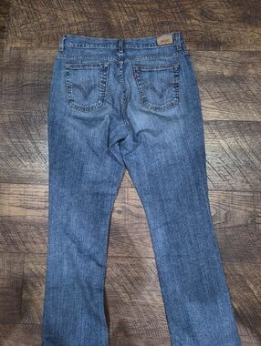Women's Relaxed Levi's Bootcut Jeans Style 550 Size 8 Medium